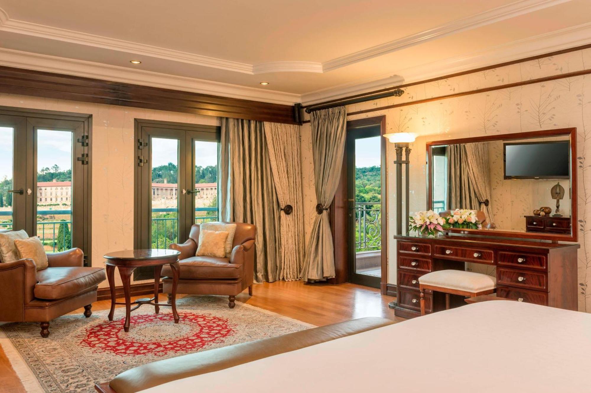 쉐라톤 프리토리아 호텔 프레토리아 외부 사진 A suite at the Taj Bengal